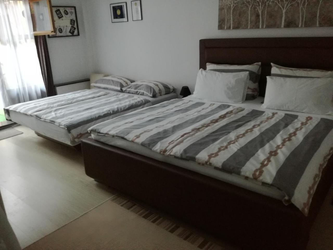 Guesthouse Coco Славонски-Брод Экстерьер фото